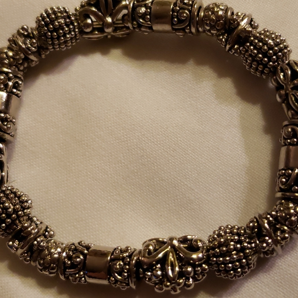 Bracelet - Picture 3 of 3